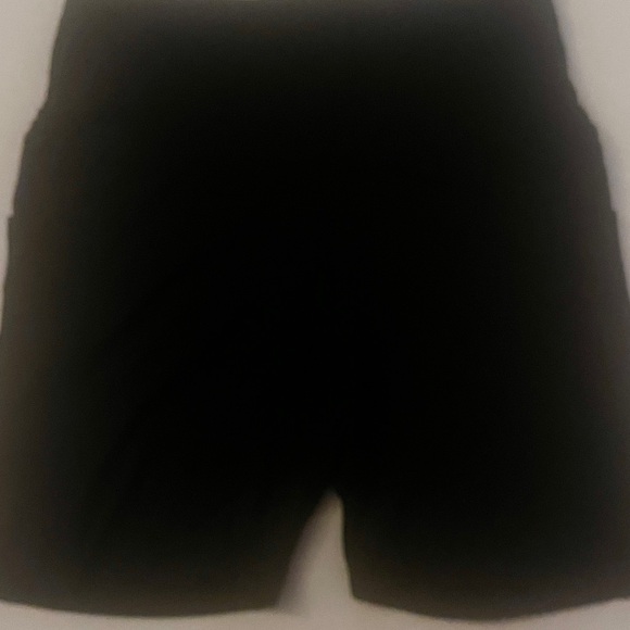 NWOT CAMPSNAIL Biker Shorts w/ Pockets  High Waisted Workout Spandex Yoga Shorts - Picture 9 of 10
